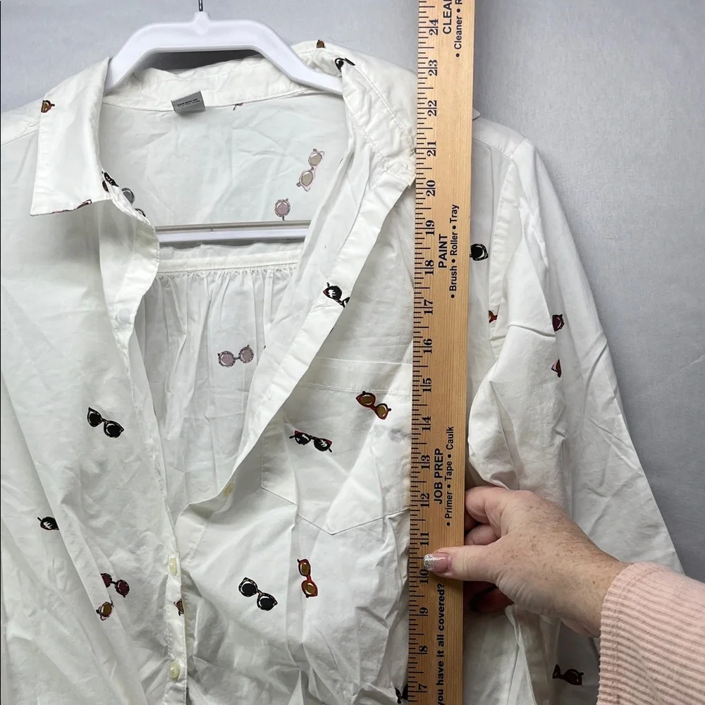 Old Navy chic white